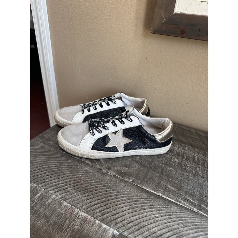 VINTAGE HAVANA Bianca black pebbled Women’s Fashion Sneakers shoes size 7